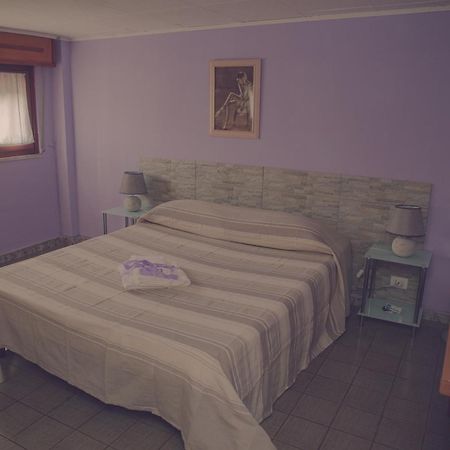 Cassiodoro Rooms Affittacamere 카탄차로 외부 사진