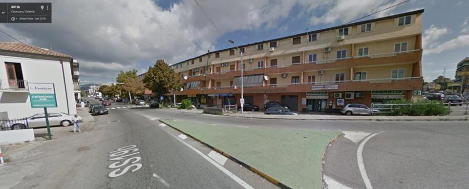 Cassiodoro Rooms Affittacamere 카탄차로 외부 사진