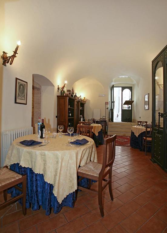 Cassiodoro Rooms Affittacamere 카탄차로 외부 사진